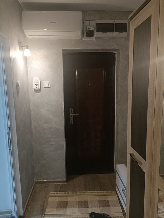 Închiriez apartament. Hipodrom. Bl.F2