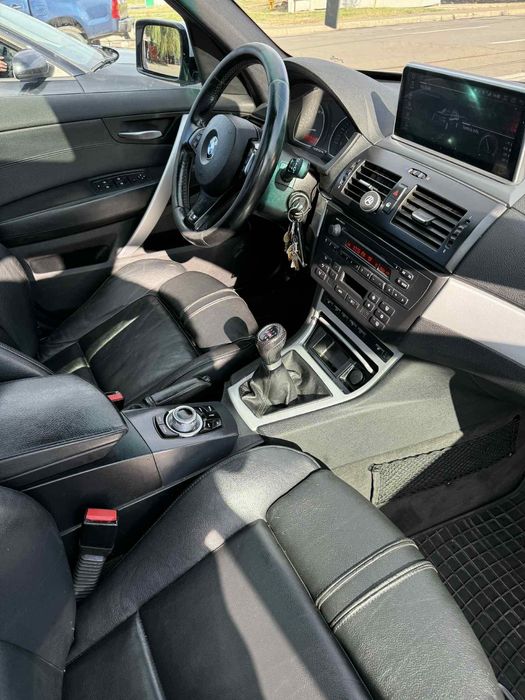 BMW x3 4x4 150cp. Distribuție față