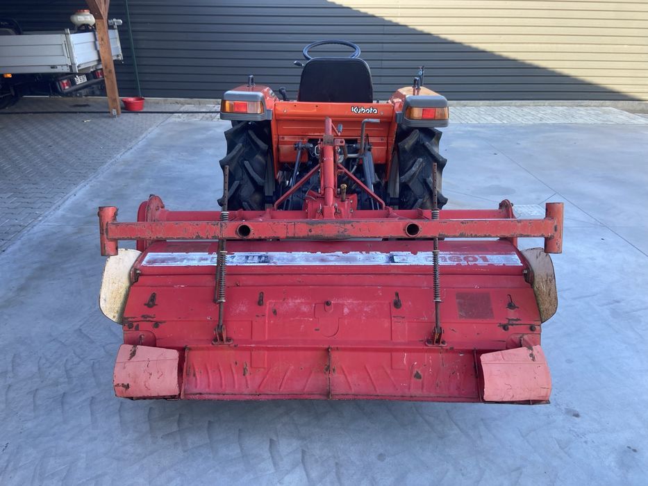 Tractor japonez Kubota GL23, 4x4, 23cp + feza