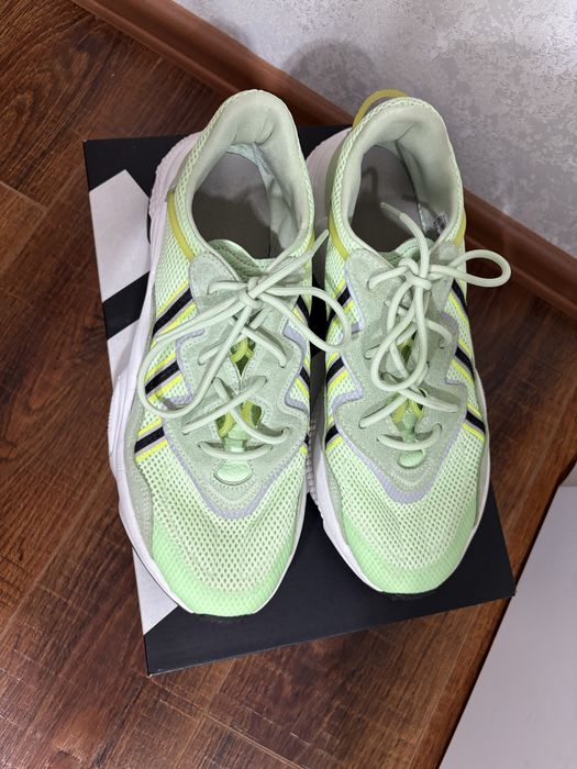 Кроссовки Adidas Ozweego