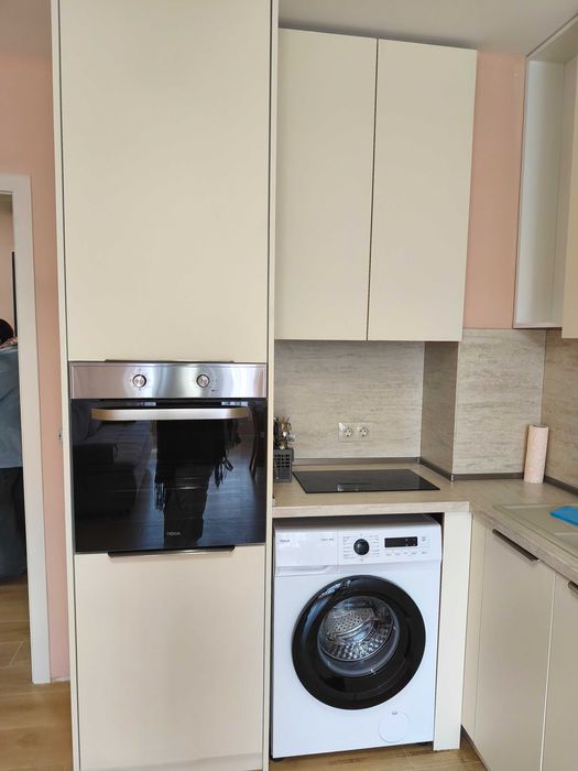 Нов, обз. 2-ст., ул.Бълг. легия , Акт 16/2025г.,ЧЖП 60м2, ет.2/6, с ПМ