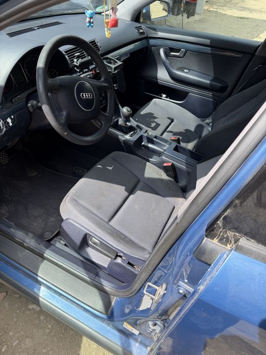 AUDI A4 Avant 2002 — imagine 4