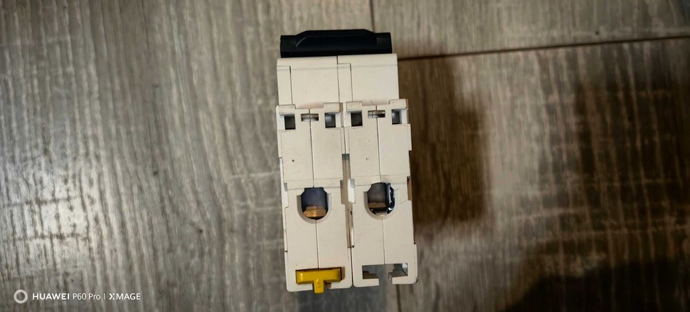 Siguranta automata (MCB) Schneider Electric DC C60H-DC 2P 20A