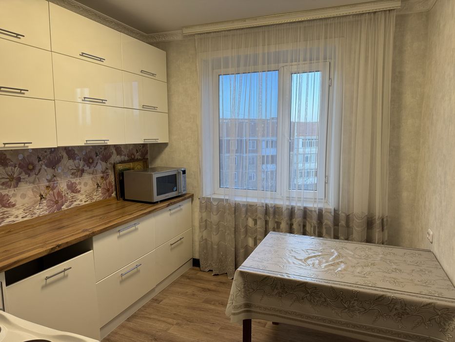 Продам 4-х комнатную квартиру