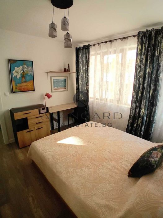 Продава се Тристаен апартамент в Пловдив, Кючук Париж - 68 кв.м за 2545 €/кв.м - Снимка #1