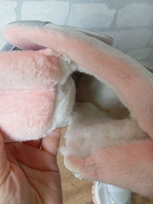 Продам зимние ботинки сапоги для девочки