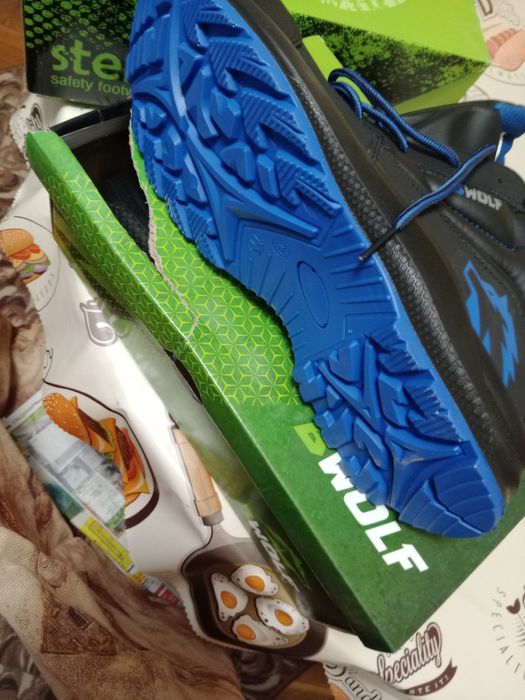 Нови зимни обувки