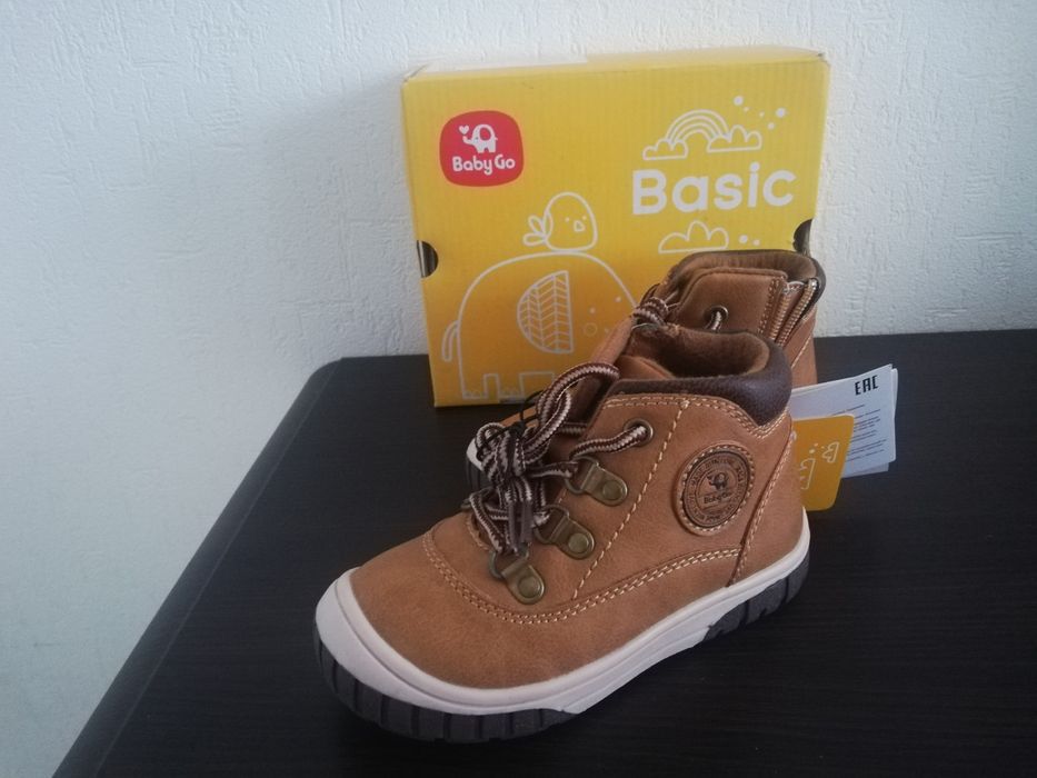 Новые детские демисезонные ботинки