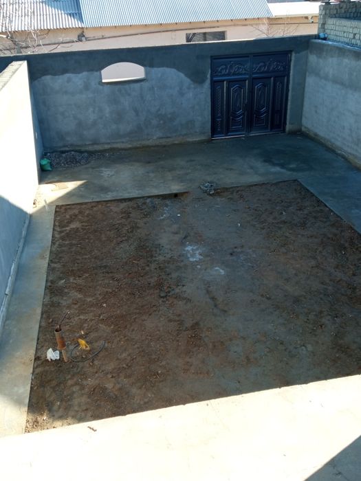 Срочна 3 сотик Уй  танхаус сотилади