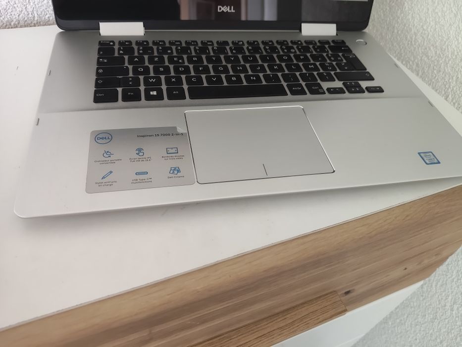 Dell Inspiron 15 7000 2-in-1 i5 gen 8 cu touchscreen