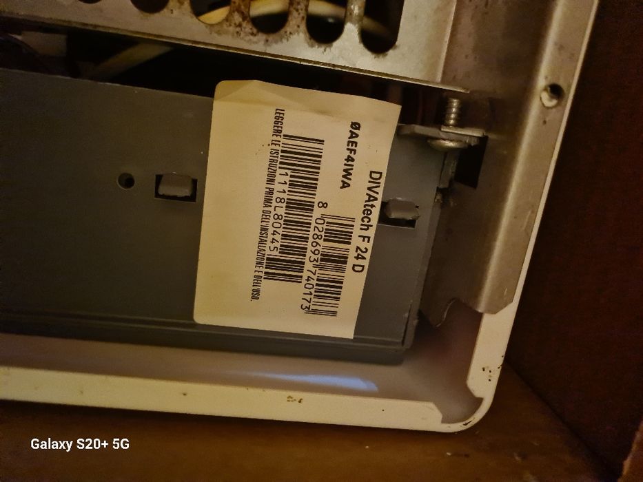 Centrala termica Feroli  F24 murala funcțională  a fost înlocuită cu u