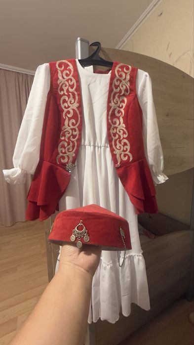 Продам национальное платье  на 9-12 лет