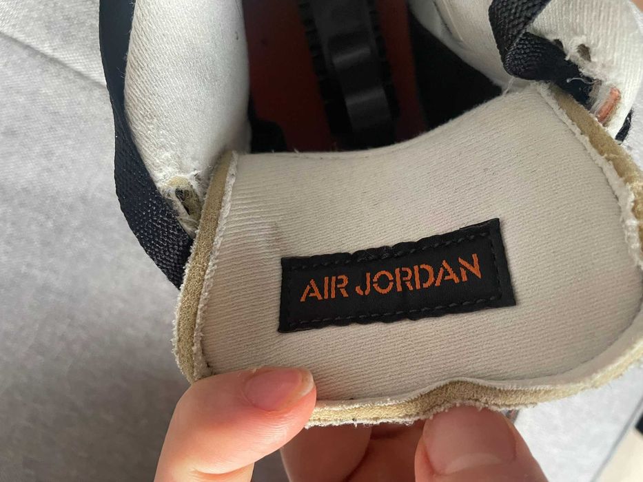 jordan 4 retro starfish 36.5