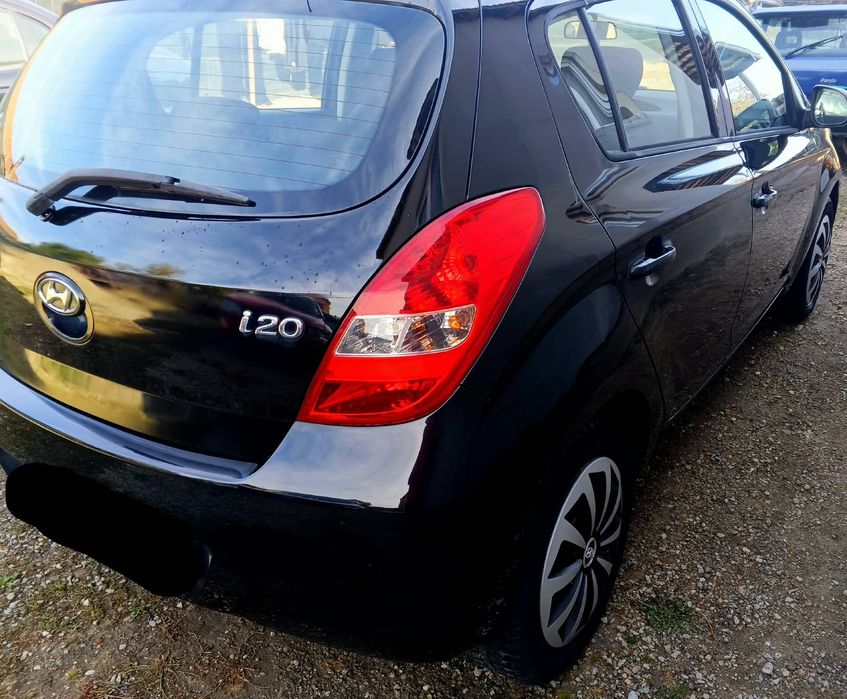 HYUNDAI i20 2011 — imagine 12