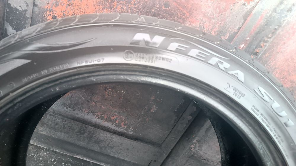 225/45/17 Nexen .
