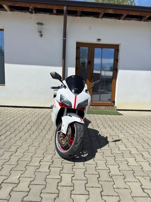 Honda cbr 1000 rr
