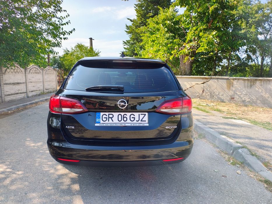 Opel Astra K 2017 Sports Tourer 1.6 Diesel Carplay și Android Auto Euro 6 Proprietar