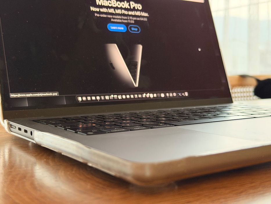 MacBook Pro 14’ M2 Pro 16GB Ram, 512GB