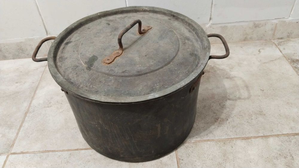 Медни бакърени котли менчета малки и голям котел