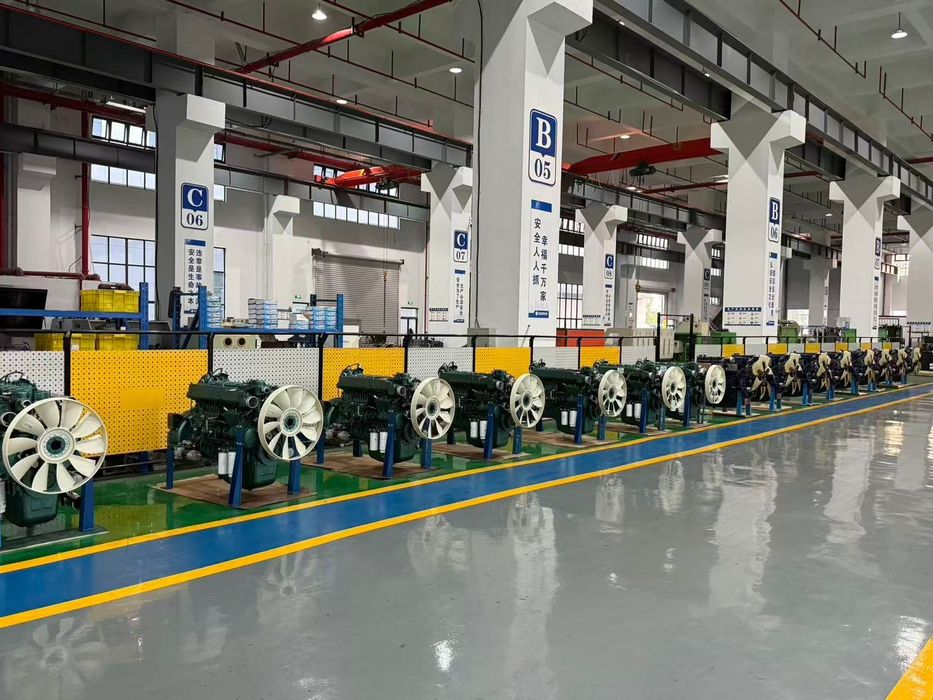 Продается двигатель бу и новые