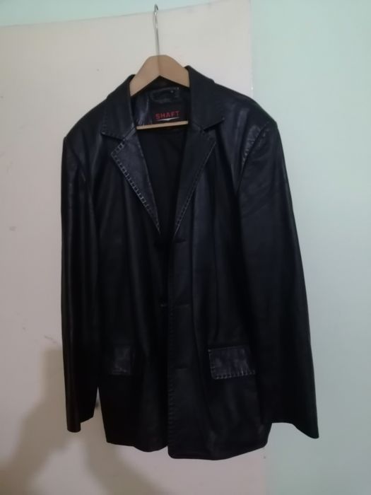 Продам кожаные куртки.