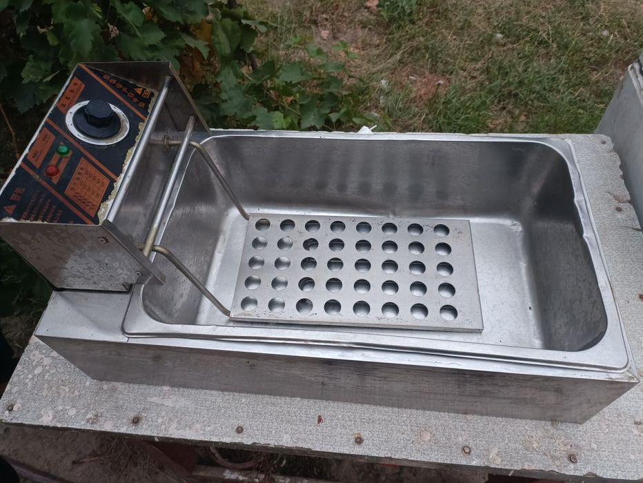 Фритюрница в хорошем состоянии