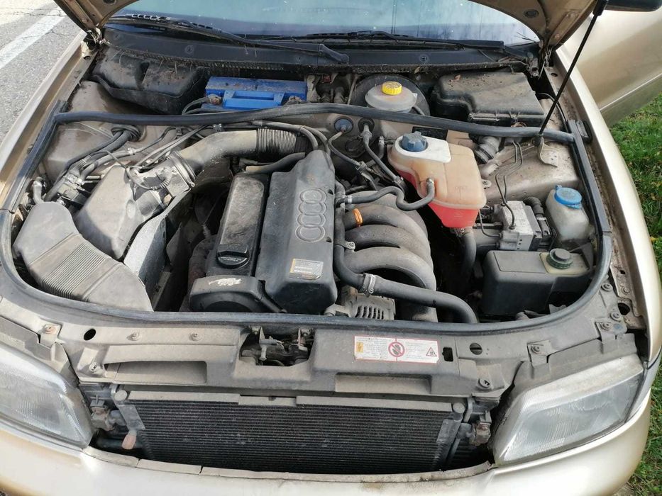 Vand Audi A4 benzina