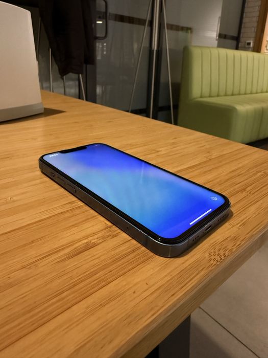 Айфон 13 оригинал