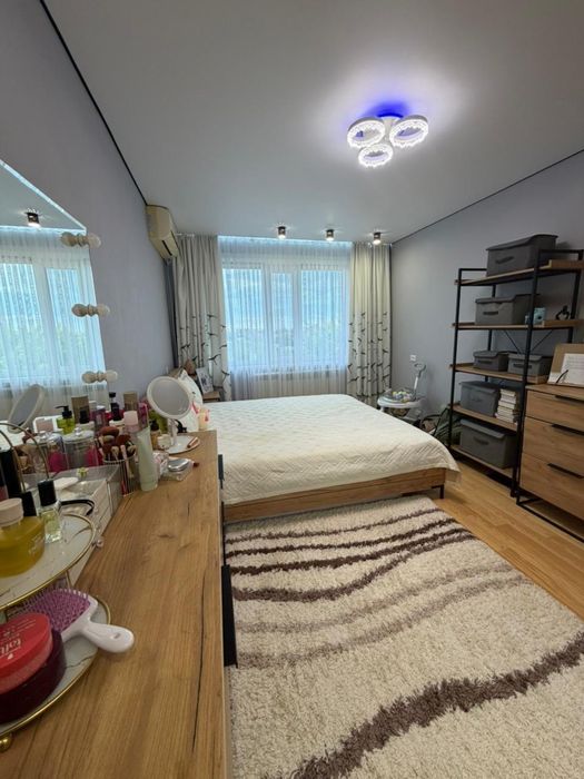 Продается 3-х комн.кв Универмаг