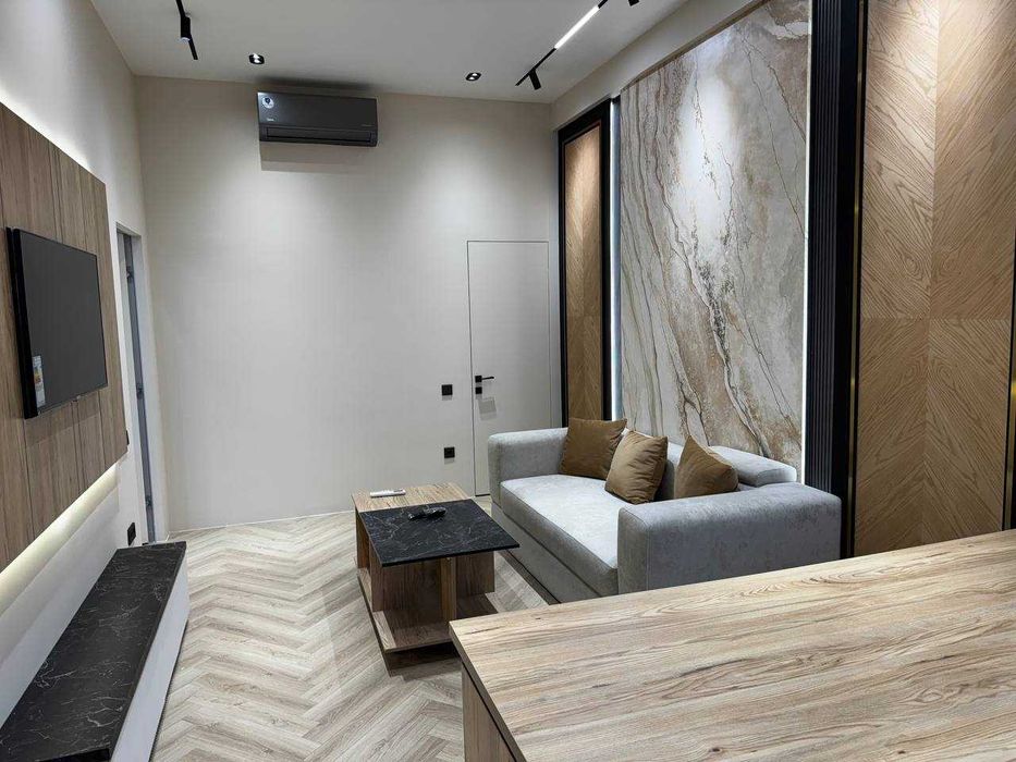 Срочна Продаётся 2 Этажное Офис 120м²  Чиланзар 1 Линия Афруз Кафе