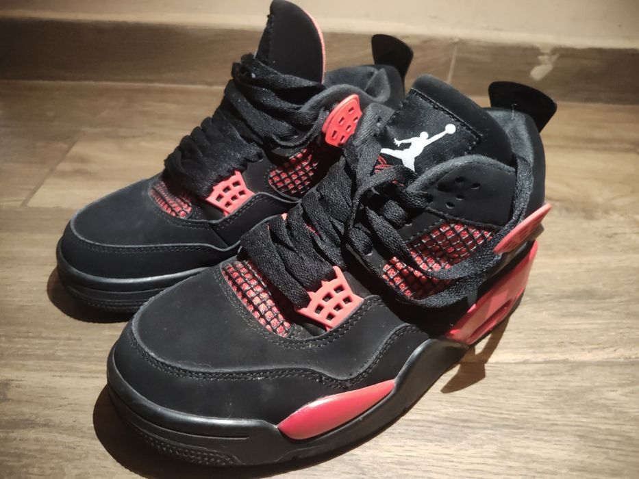 Air Jordan 4 Red Thunder (Оригинални) – 40 номер