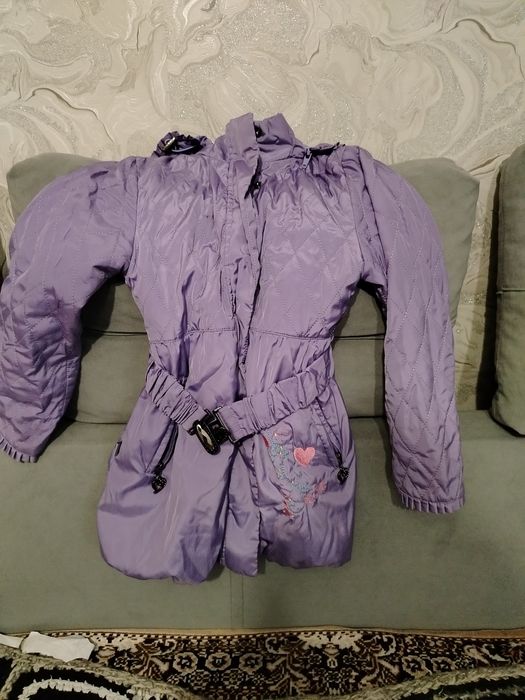 Продам детские школьные вещи