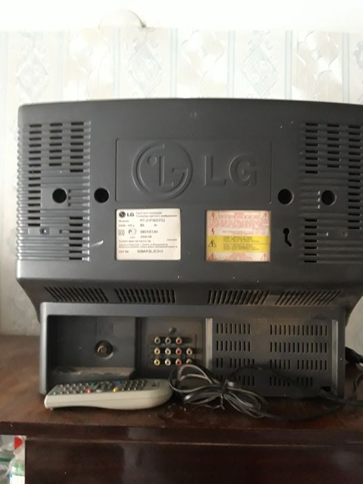 Телевизор старого образца