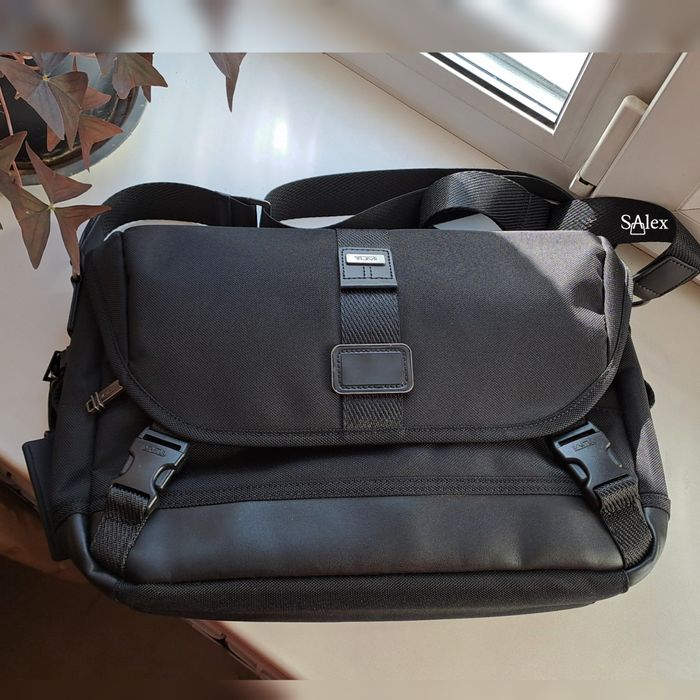 Сумка для документов планшета  ТУМИ