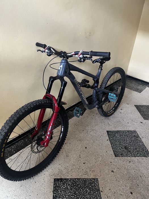 nukeproof mega L  27,5 2021