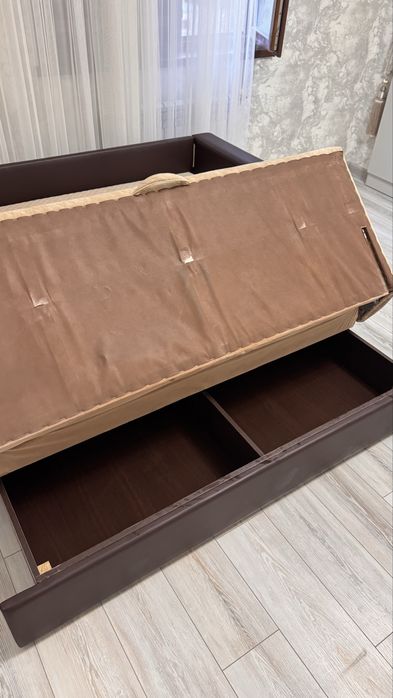 Диван кровать с ящиками для хранения