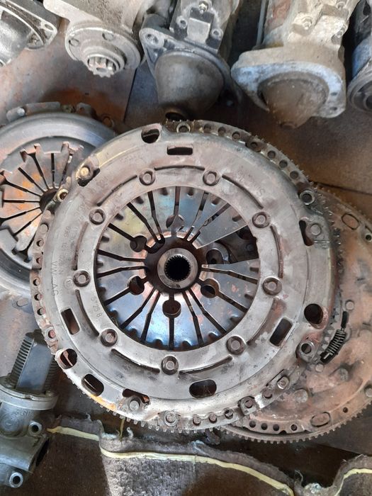 Volanta vw golf 5 jeta 1.9 tdi 6viteze