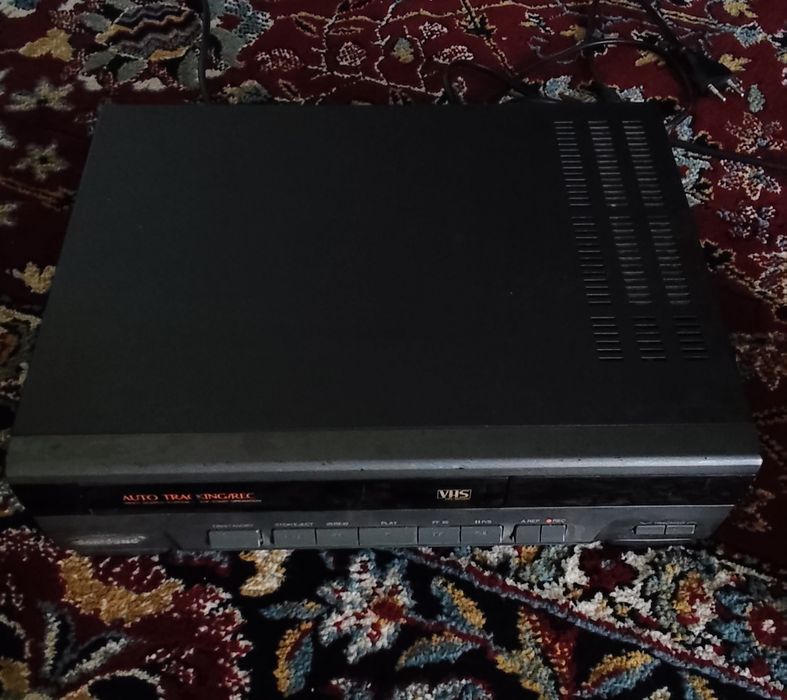 Videomagnitafon Kaseta uchun DVD SAMSUNG yangidek