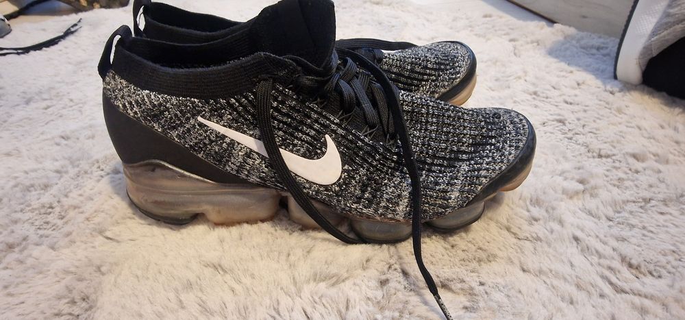 Маратонки Nike,Air Jordan,Adidas