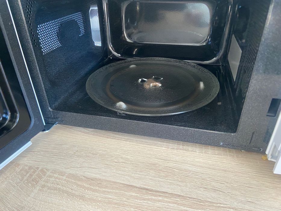 Микроволновая печь Midea