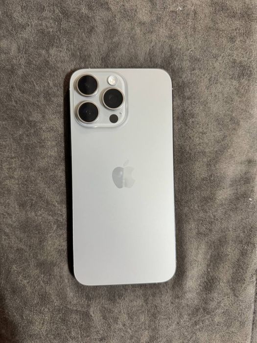 Iphone 15 pro…..