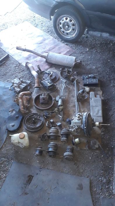 Продаю запчасти на венто, гольф 3