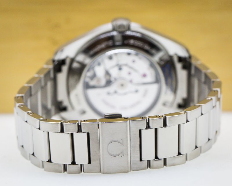 Часовник Omega Seamaster