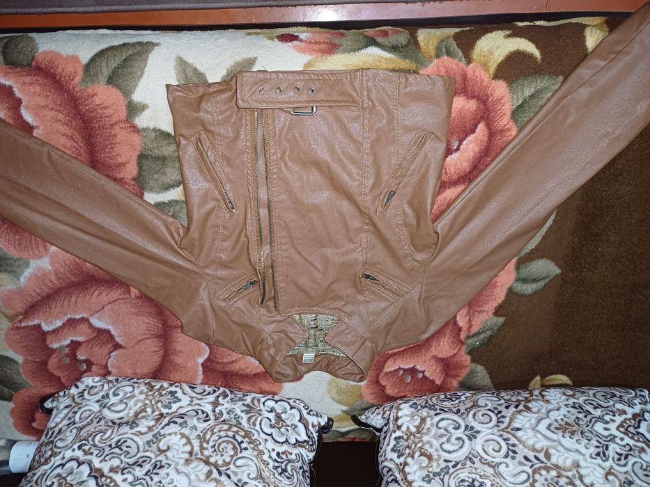 Продам косуху не дорого пишите звоните