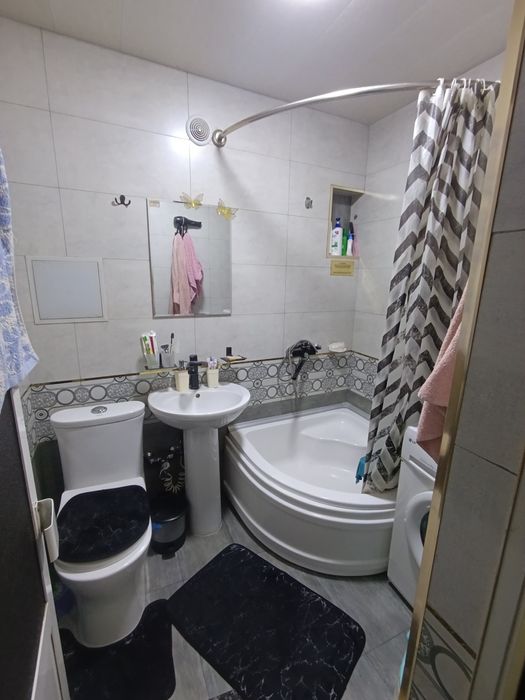 Pradayotsa 2x komnatnaya kvartira v centre goroda registan