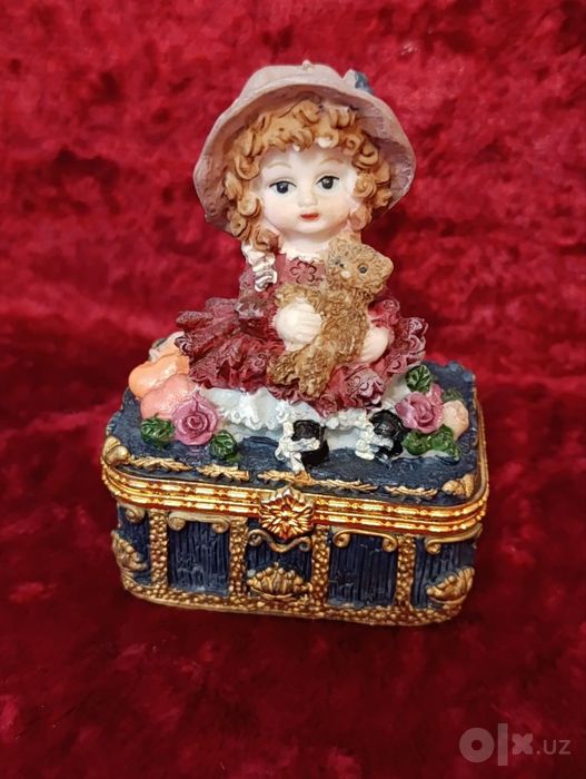 .Винни Пух , шкатулка , игрушки  , куклы , светильник Кошки