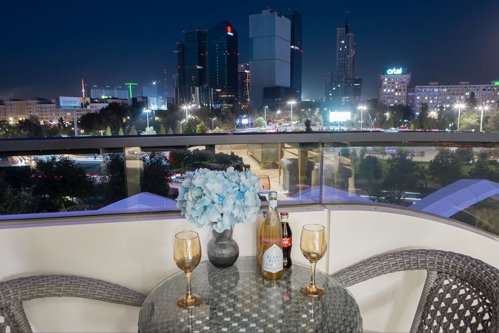 Сдается 1 комнатная студия посуточно в жк NRG U Tower