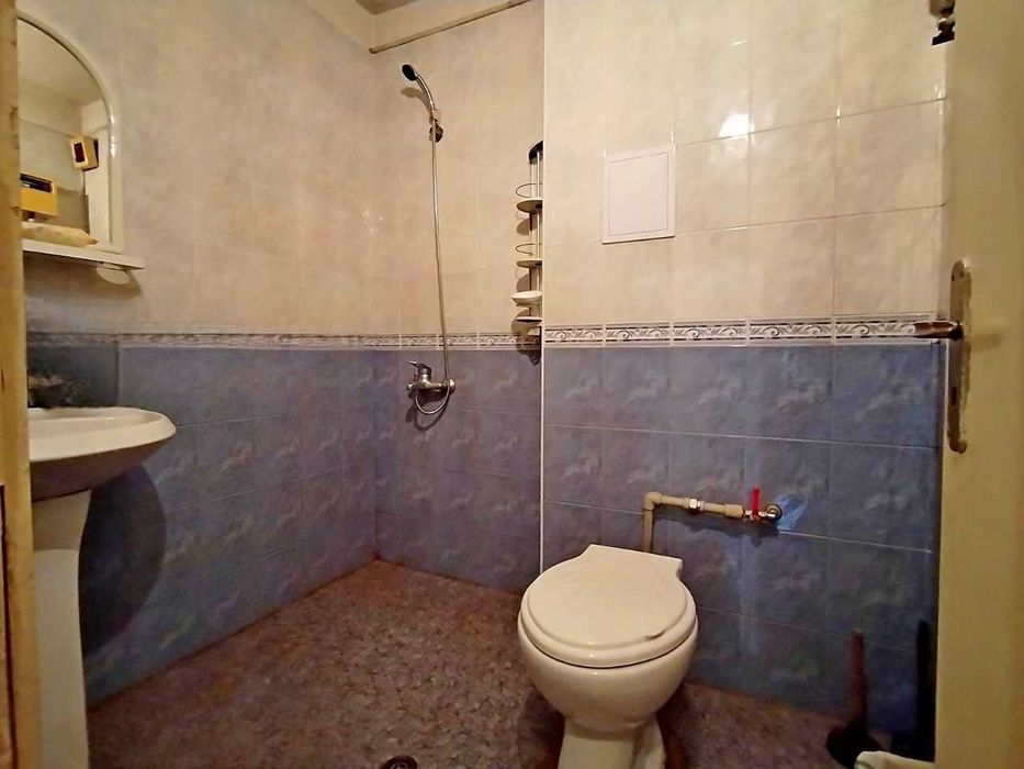 Дава се под наем Двустаен апартамент в София, Борово - 70 кв.м за 408 € - Снимка #13