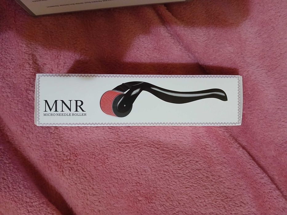 Derma Roller Microneedle Rola dermatologica , Regenerare piele, 0.25mm