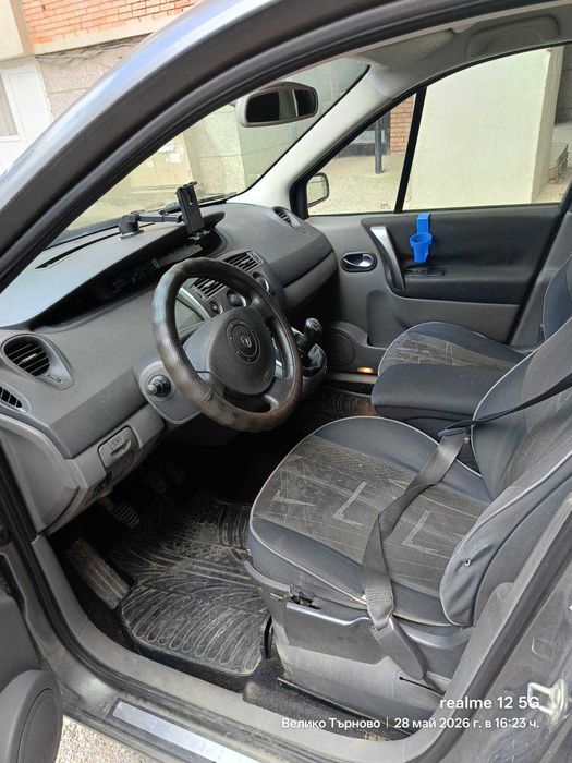 Продавам Renault Megan Scenic